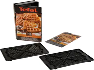 Sandwich maker Tefal XA8006 — compact 226 × 132 mm, black, efficient heating for even toasting