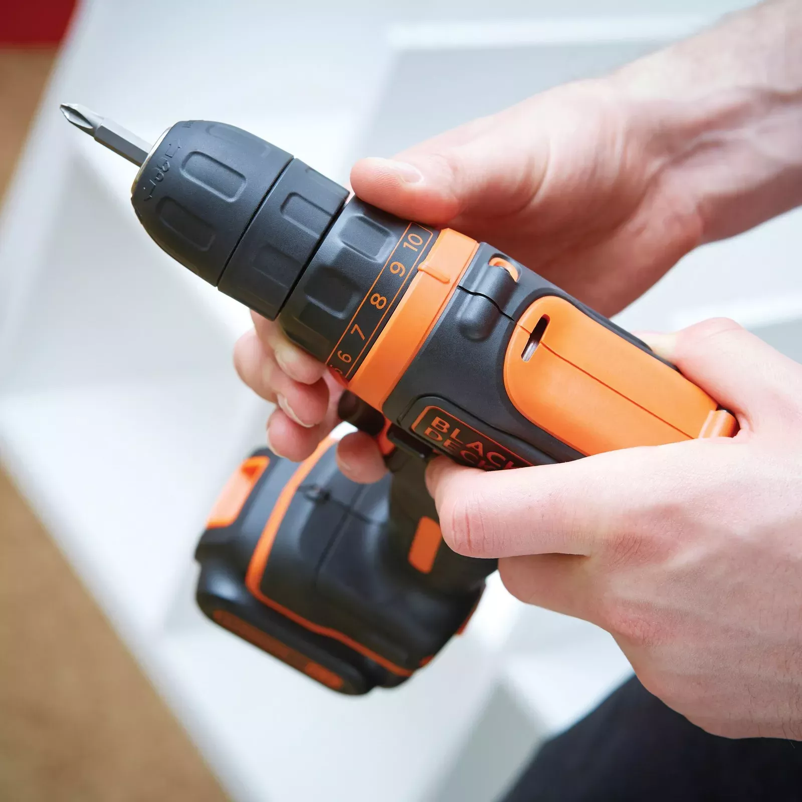 black&decker BDCDD12K-QW Photo 5