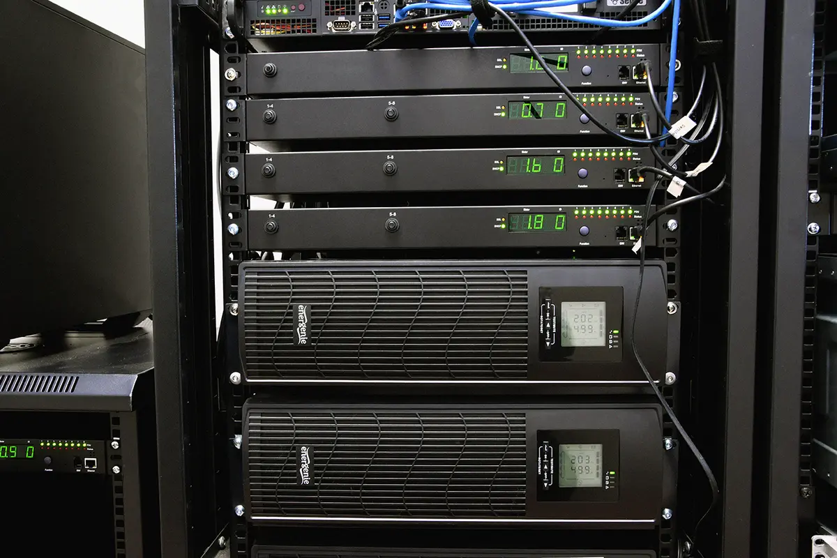 Gembird EG-UPSRACK-12 Источник бесперебойного питания Photo 5