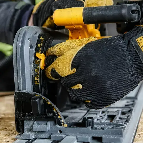 Портативный пилы DeWALT DCS520T2 Photo 4