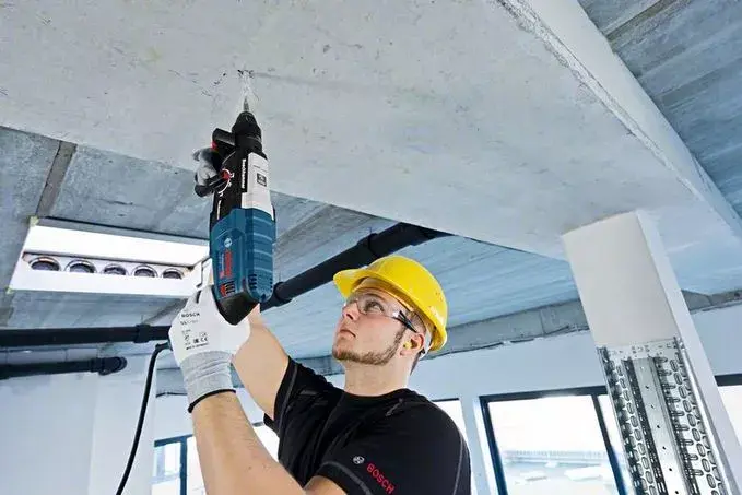 Перфоратор Bosch GBH 2-28 Professional Photo 3