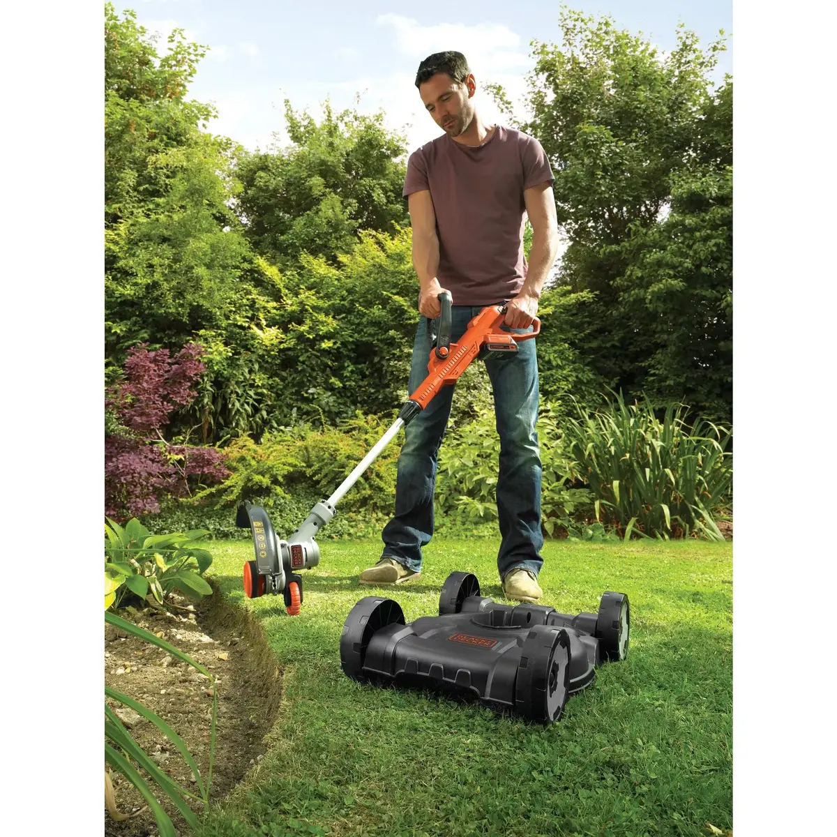 Косилка Black & Decker STC1820CM-QW Photo 2