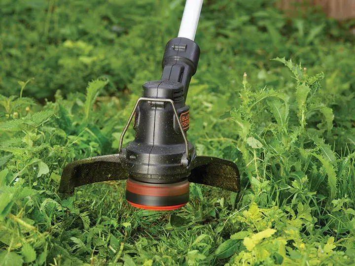 Аккумуляторная триммер Black & Decker ST1823 Photo 3