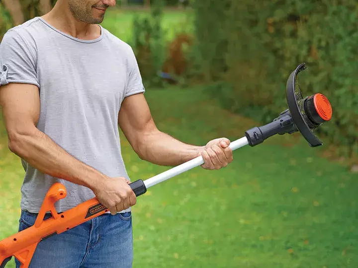 Аккумуляторная триммер Black & Decker ST1823 Photo 4