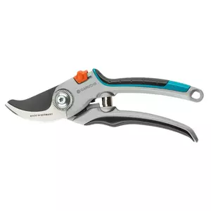 Pruning Shears GARDENA 08906-20 — bypass secateurs for cutting branches and stems