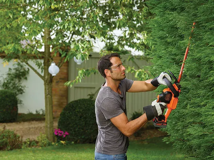 Hedge Trimmer Black & Decker GTC18504PC Photo 2
