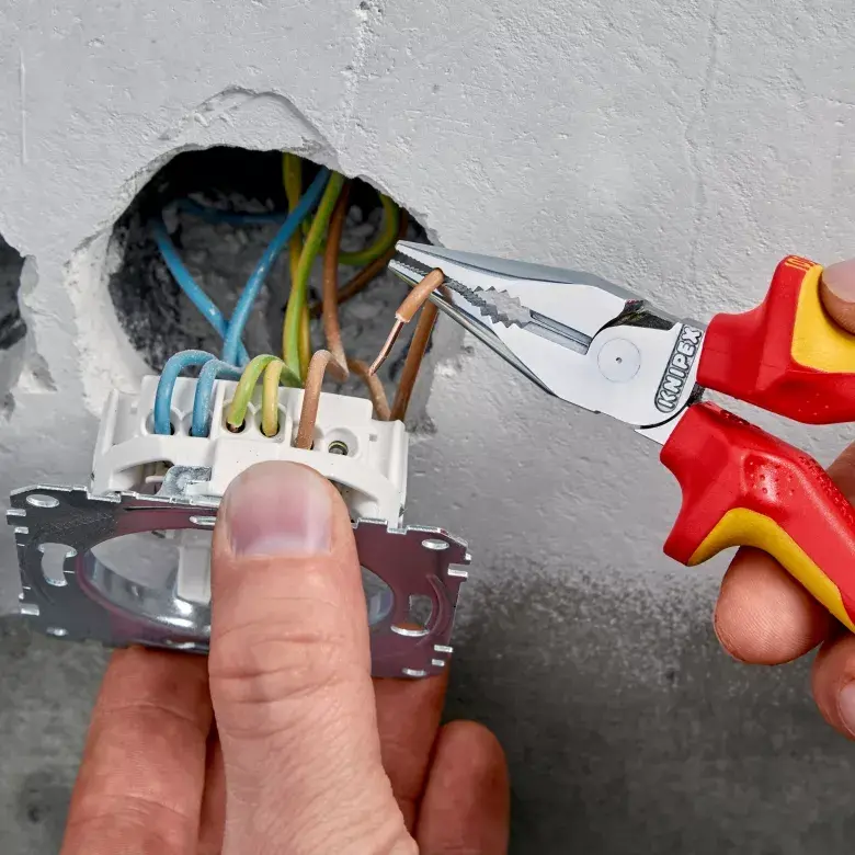 Плоскогубцы Knipex 08 26 145 T Photo 7