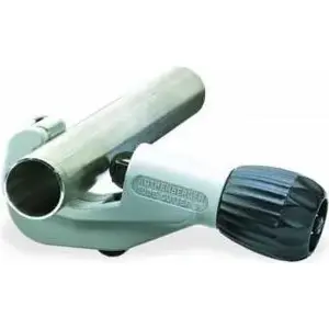 Pipe cutter Rothenberger 70055 — compact design, durable construction