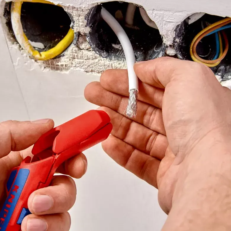 Cable stripper Knipex ErgoStrip 16 95 02 SB Photo 19