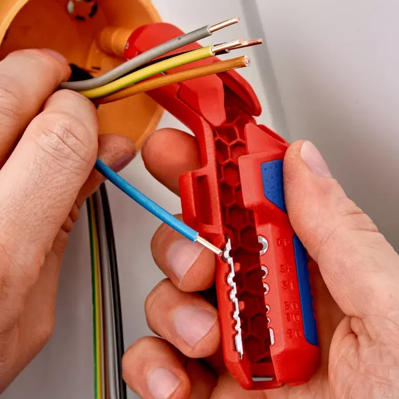 Cable stripper Knipex ErgoStrip 16 95 02 SB Photo 20