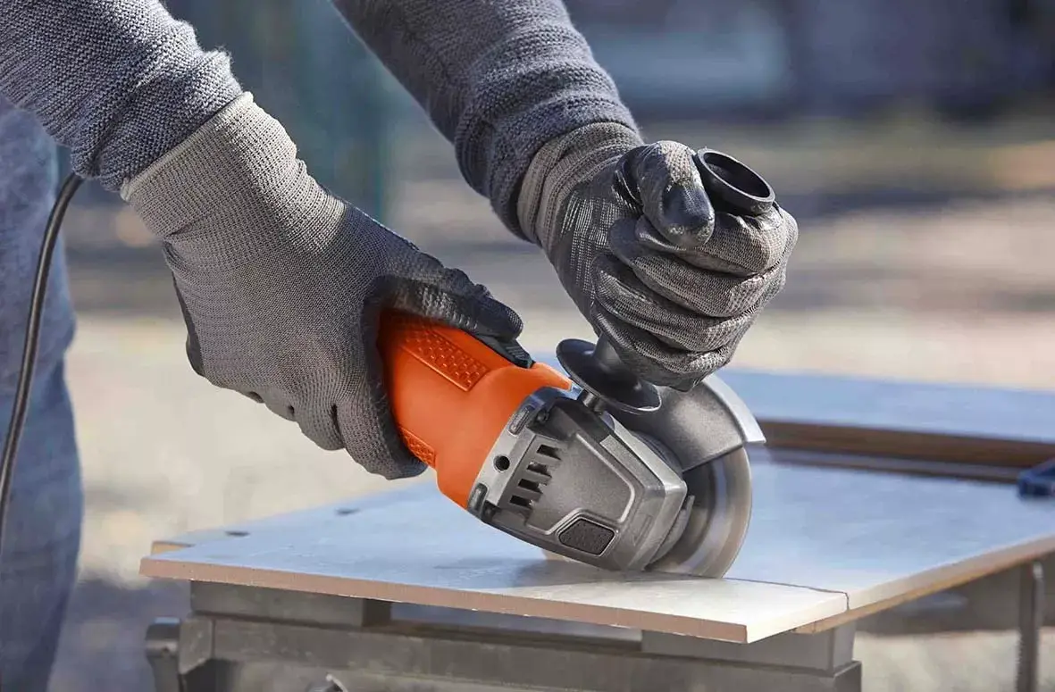 Leņķa slīpmašīna Black & Decker BEG110-QS Photo 3