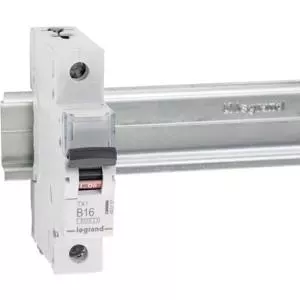 Автоматический выключатель Legrand 403360 — 1‑полюсный, 32 A, 230 V