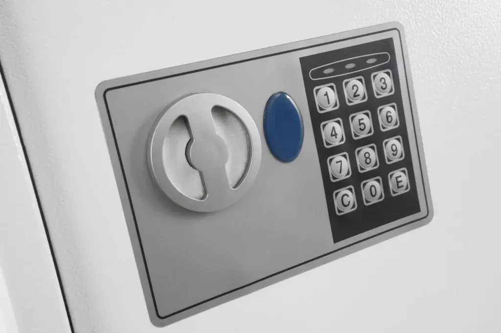Phoenix KS0031E Key Cabinet with Combination Lock Photo 3