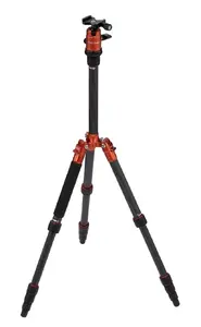Statīvs Rollei Compact Traveler No. 1 Carbon — 3 kājas, 142 cm maks., 34 cm min., 0,98 kg, 8 kg slodze, melns/oranžs