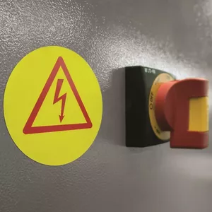 Самоклеящаяся этикетка HERMA Signs 8035