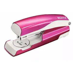 Степлер LEITZ NeXXt WOW 5502 — металлический розовый, вместимость 30 листов, скобы 24/6 и 26/6
