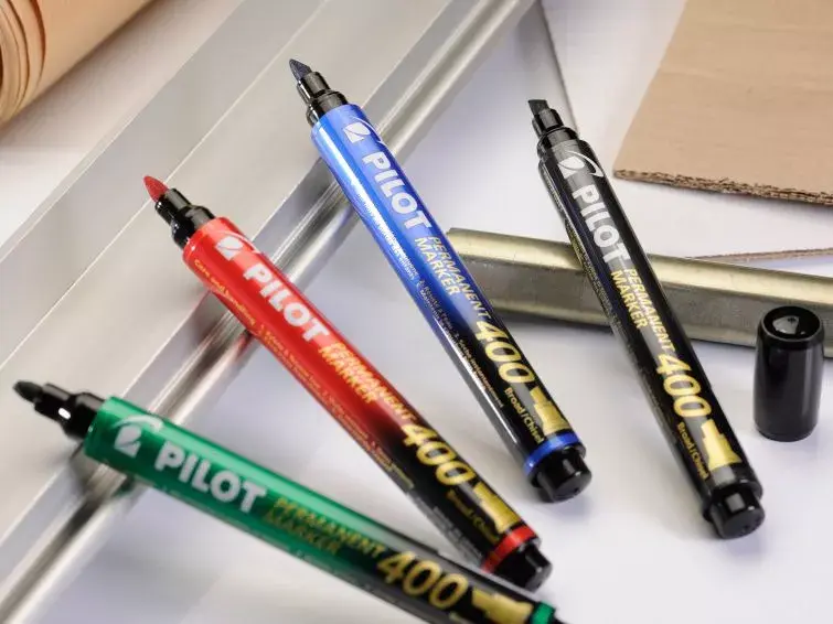Permanent marker PILOT Pilot 400, chisel tip, black Photo 6