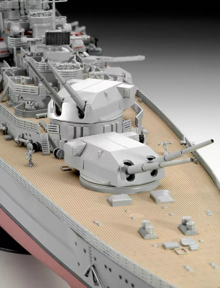 Модель корабля Revell Bismarck Photo 8