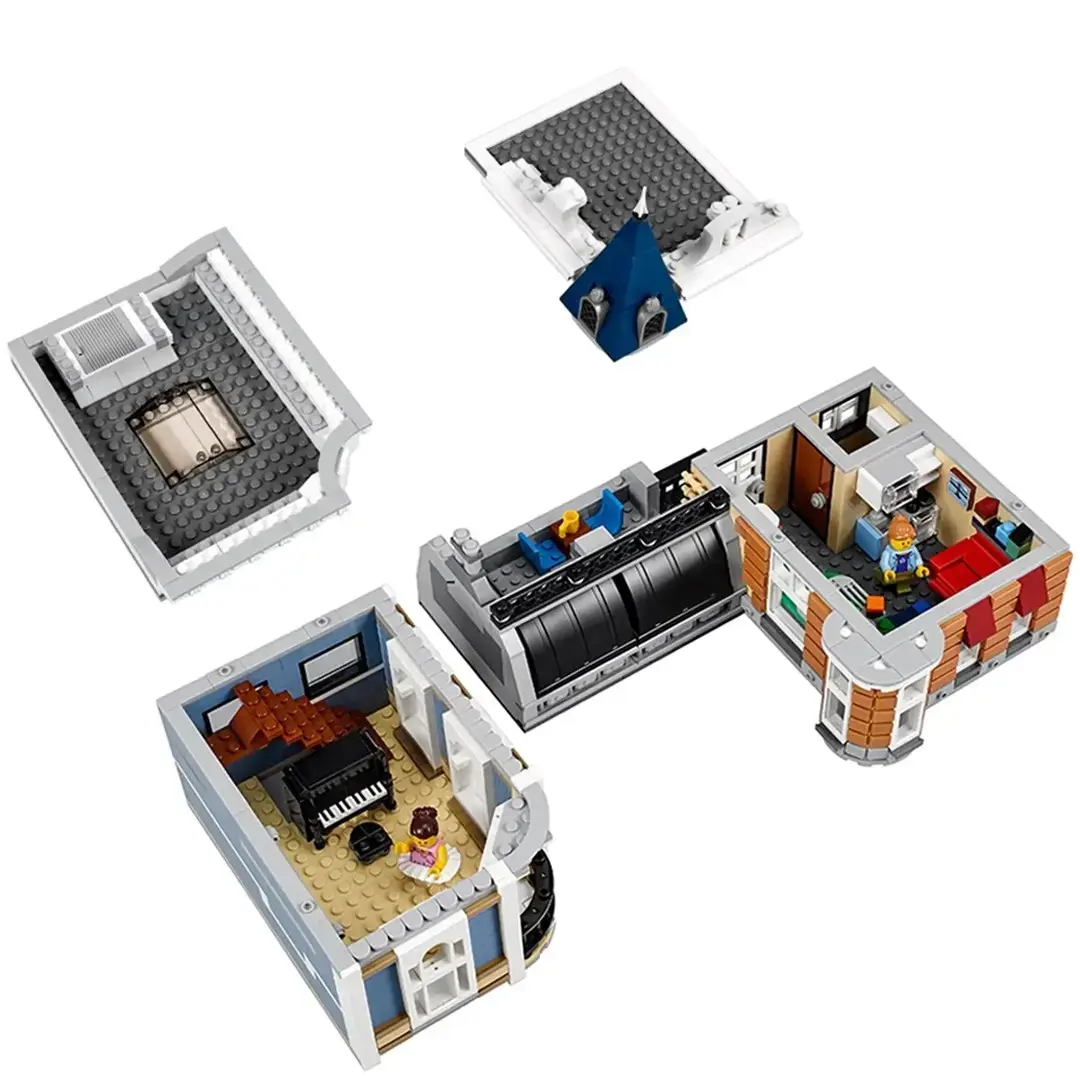 LEGO Creator Expert Assembly Square 10255 Building Set Photo 6