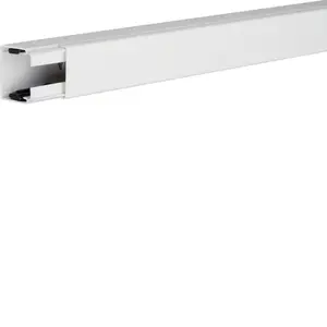 Cable trunking system Tehalit LF4004009010 — PVC, 2 m, 40×40 mm, lateral section 900 mm², white