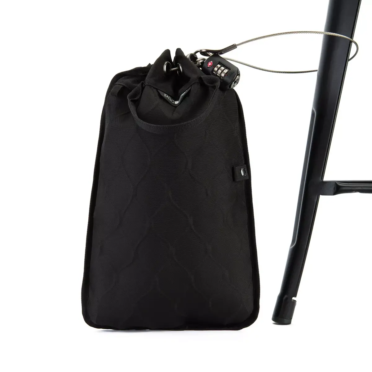 Портативный сейф Pacsafe Travelsafe 5L GII Photo 3