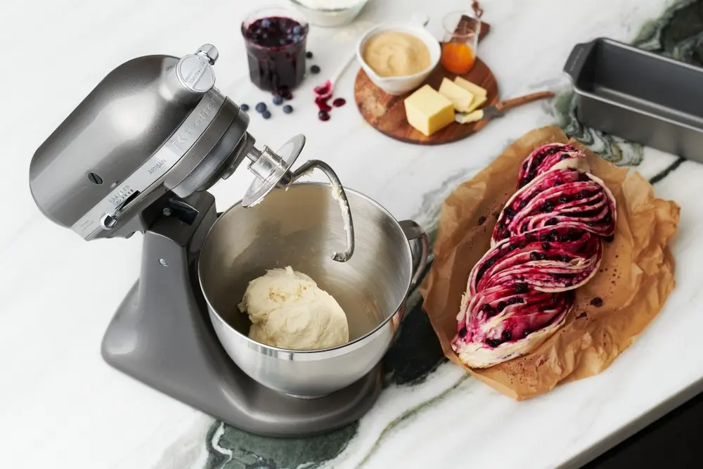 KitchenAid Artisan Stand Mixer Silver Photo 5