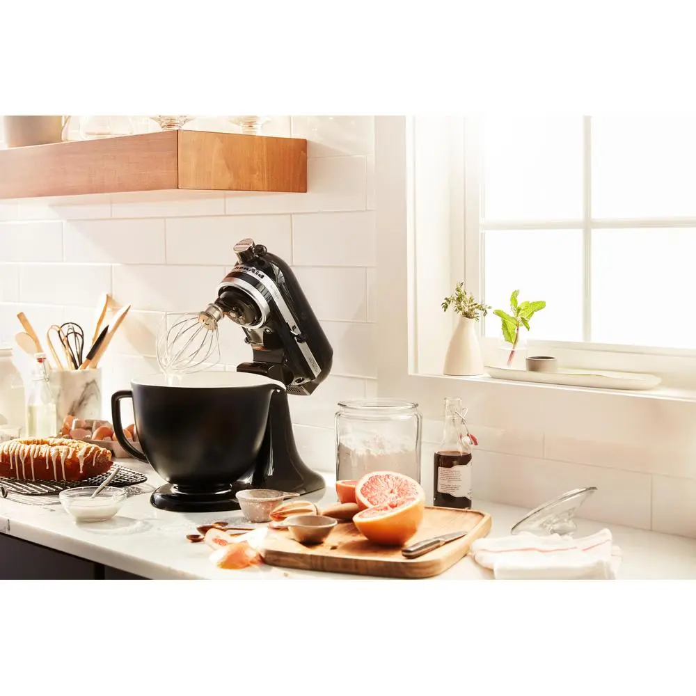 KitchenAid Artisan Stand Mixer Black 300W Photo 6