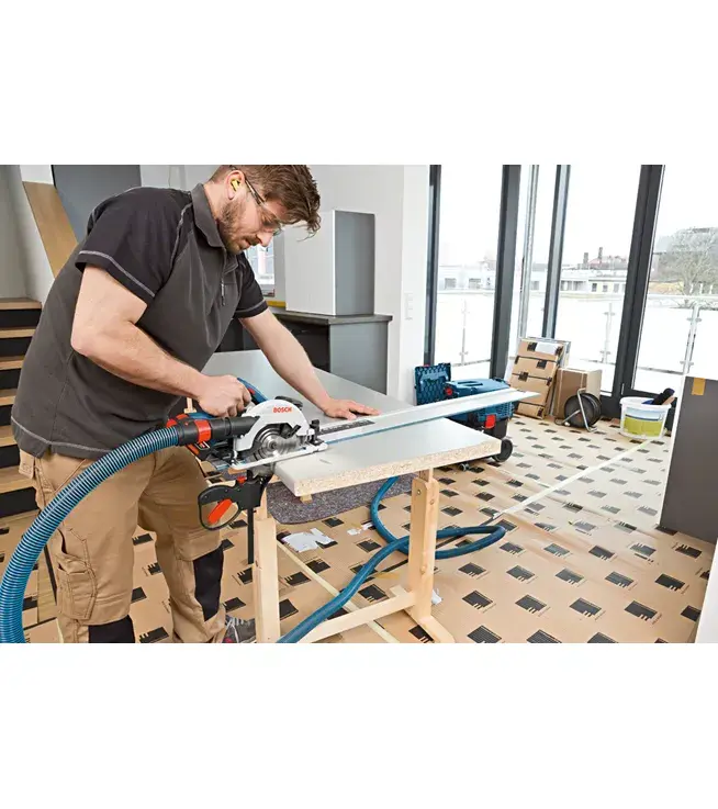 Циркулярная пила Bosch GKS 18V-57 G Professional Photo 2