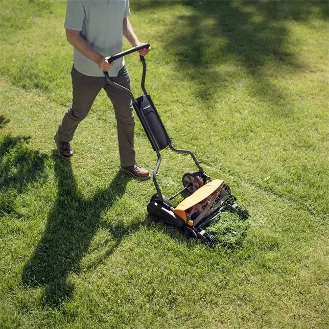 Газонокосилка Fiskars StaySharp Max Photo 4