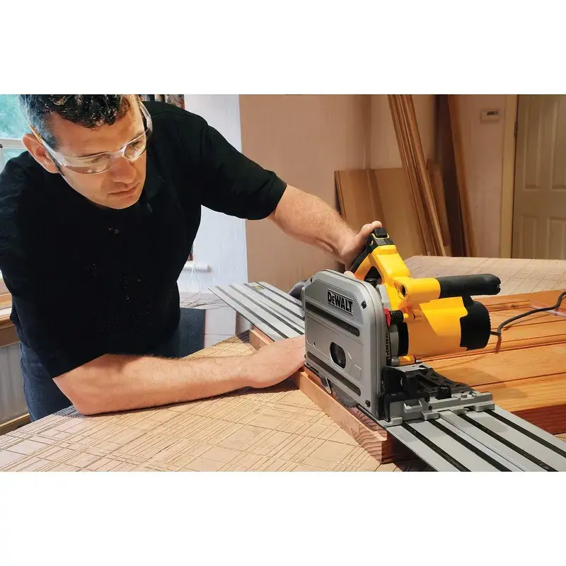 Circular Saw DeWALT DWS520KTR-QS Photo 4