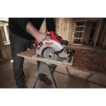 Cirkulārā zāģis Milwaukee M18 BLCS66-0X Photo 3