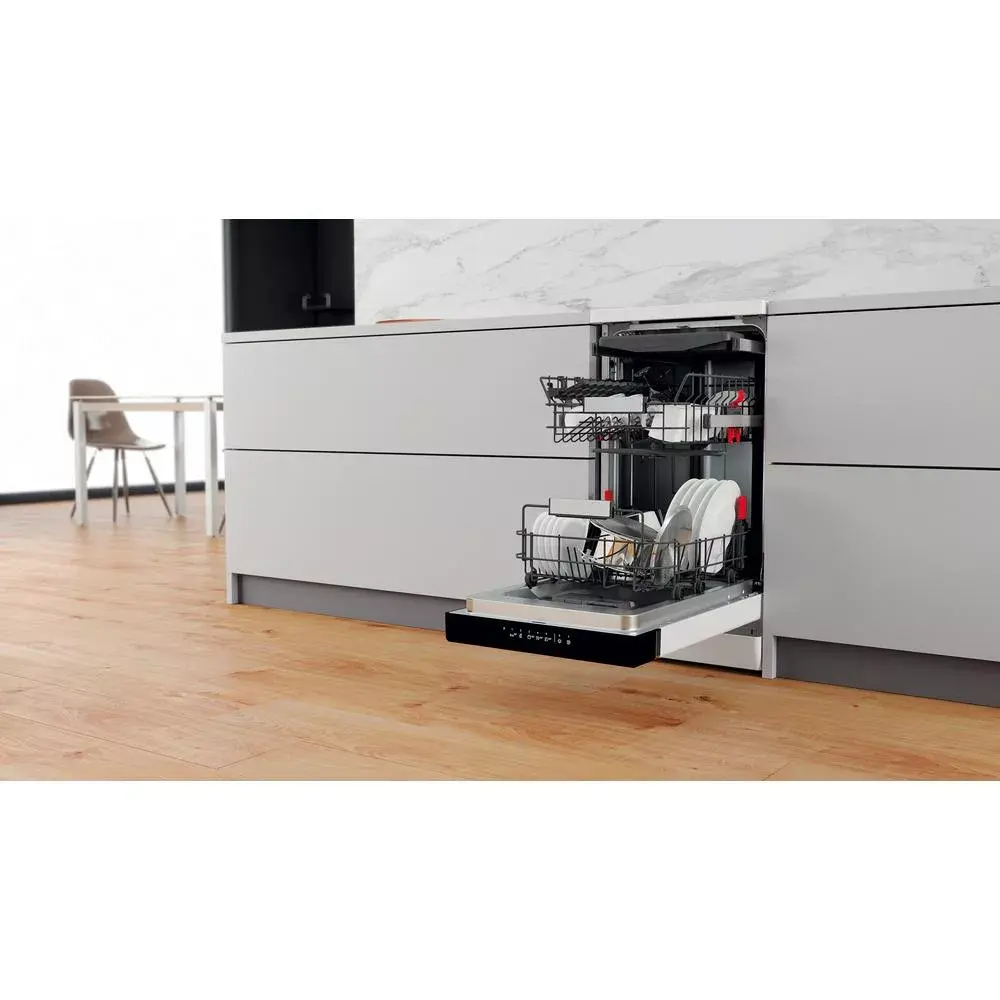Whirlpool WSFO 3O23 PF Dishwasher Photo 6