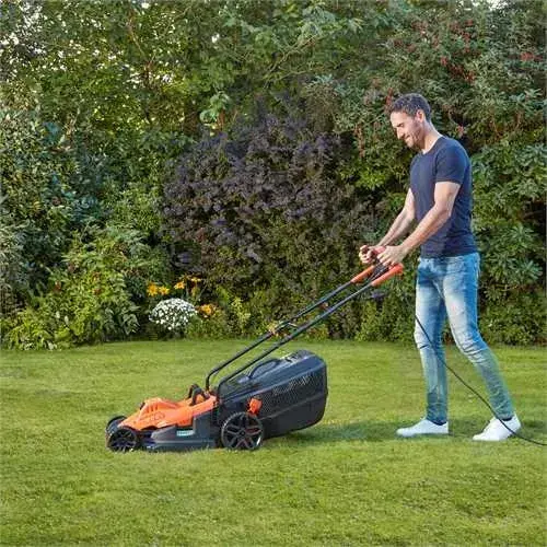 Rokas zāles pļāvējs Black & Decker BEMW481BH Photo 2