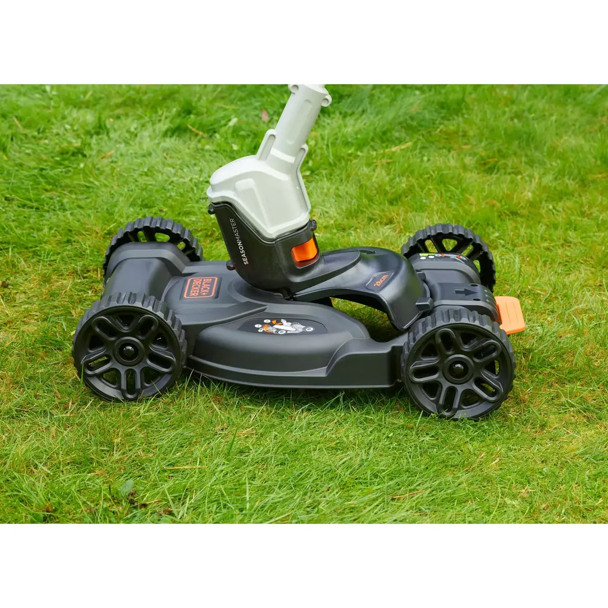 Zāles pļāvējs Black & Decker CM100-XJ Photo 9