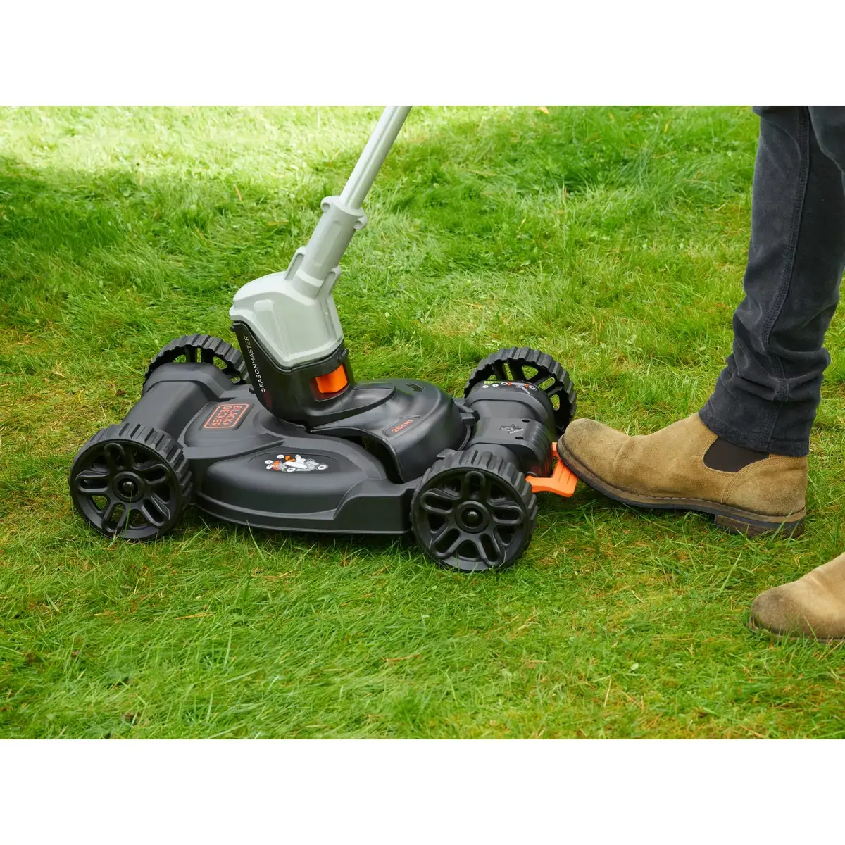 Zāles pļāvējs Black & Decker CM100-XJ Photo 10