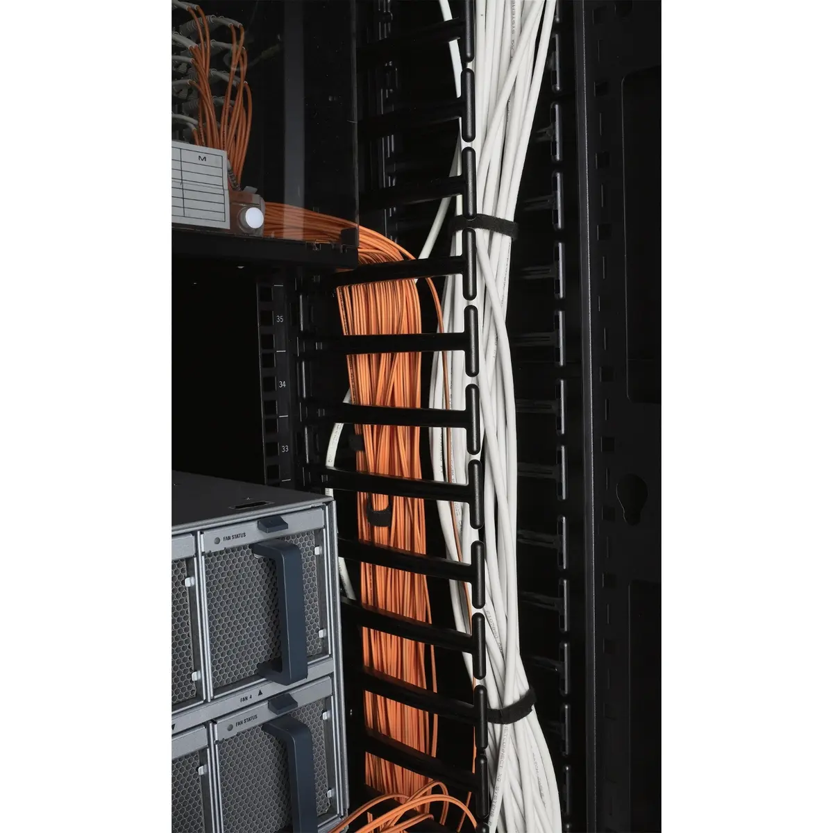 APC NetShelter AR7580A vertikālais kabeļutekne Photo 5