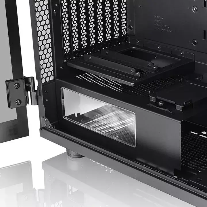 THERMALTAKE Level 20 GT ARGB корпус Full Tower Photo 34