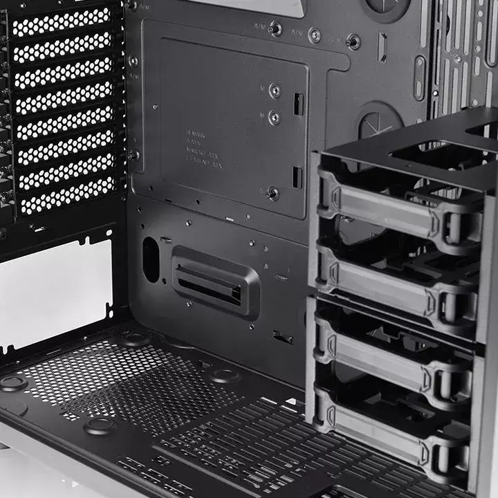 THERMALTAKE Level 20 GT ARGB корпус Full Tower Photo 35