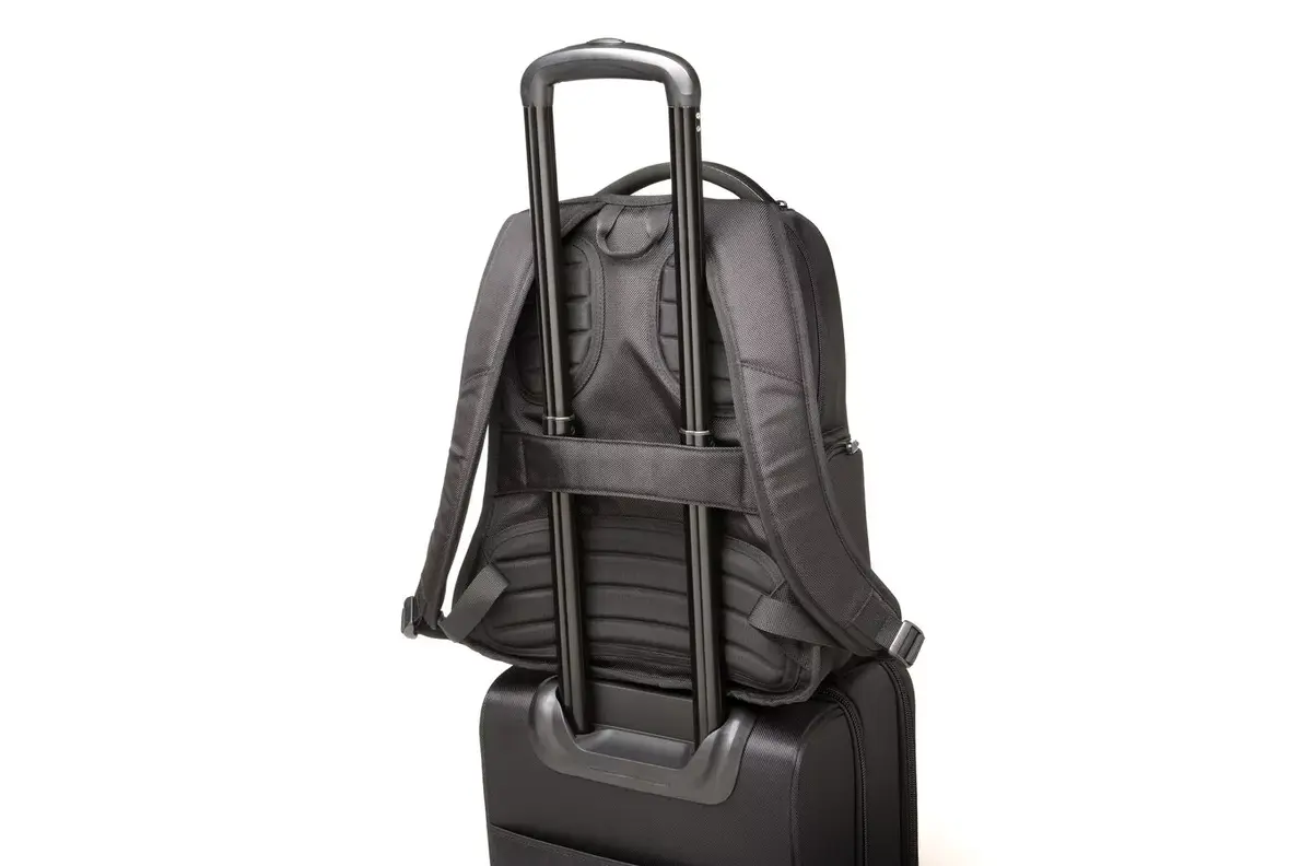 Рюкзак Kensington Contour 2.0 14" Executive Laptop Backpack Photo 6