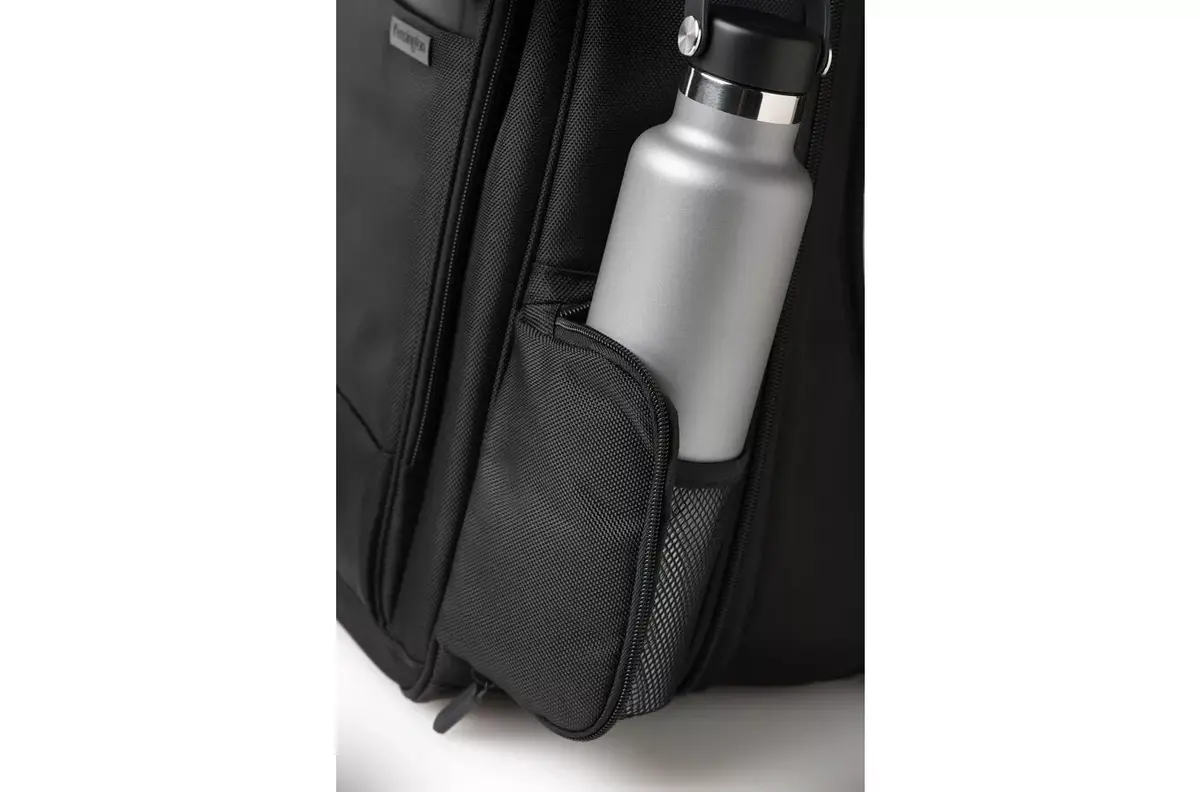 Рюкзак Kensington Contour 2.0 14" Executive Laptop Backpack Photo 11