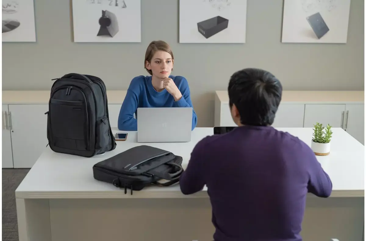 Рюкзак Kensington Contour 2.0 14" Executive Laptop Backpack Photo 13