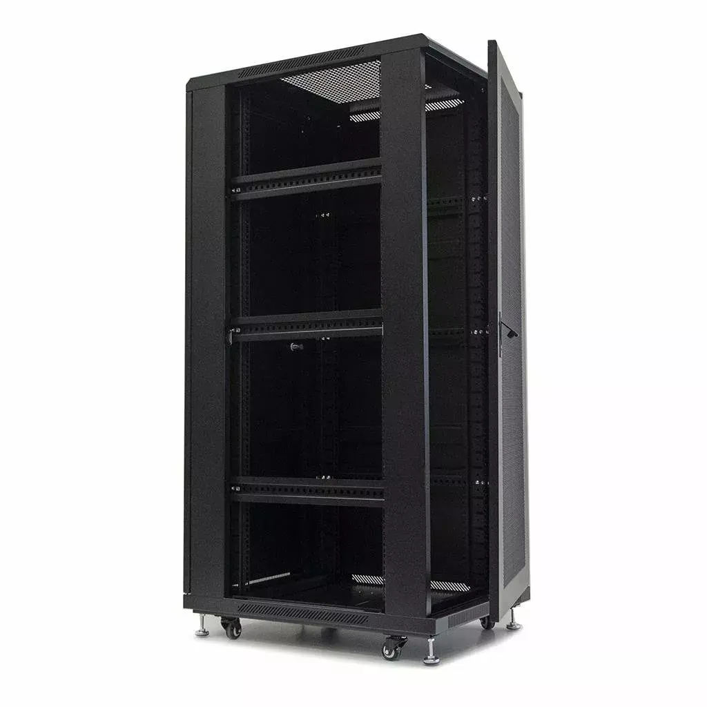 NETRACK 32U 600x600 мм серверный шкаф со стеклом Photo 2