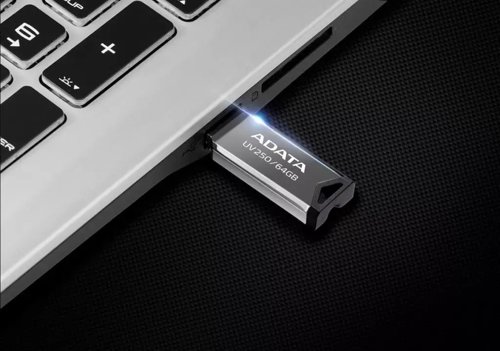 ADATA UV250 32 ГБ USB‑флешка Photo 5