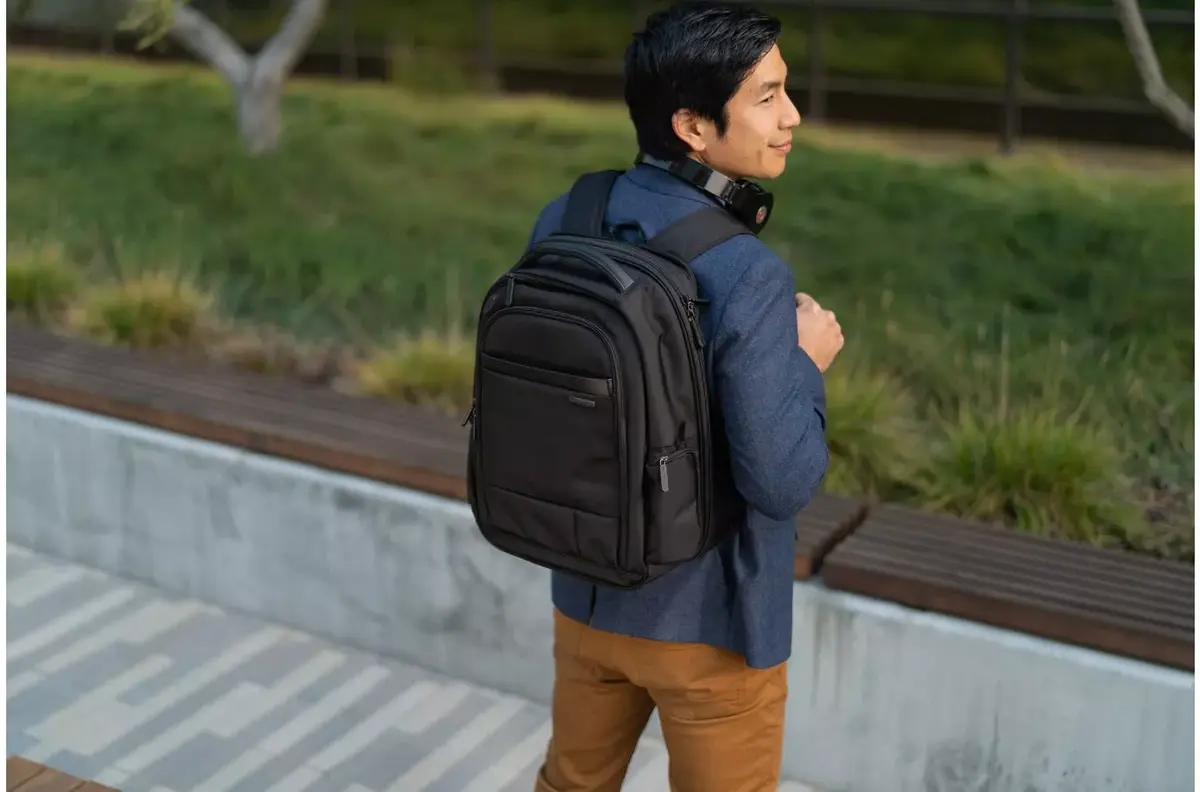 Рюкзак Kensington Contour 2.0 15.6" Business Laptop Backpack Photo 13