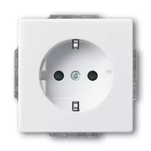 Socket outlet Busch-Jaeger 2013-0-5245 CEE 7/3 2P+E 250V 16A White, 63×41 mm