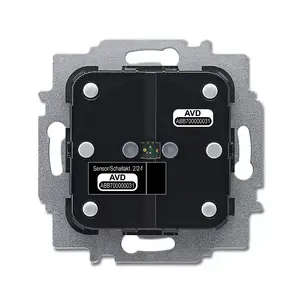 Iebūvējamais slēgšanas aktuators Busch-Jaeger 6211/2.2 — 2 kanāli, 230 V, 1380 W, 71×71×45 mm