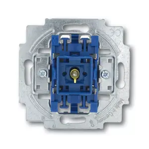 Busch-Jaeger 2020 USGL 1P blue metallic — 1-pole switch, 250 V, 10 A, 71×71×25 mm