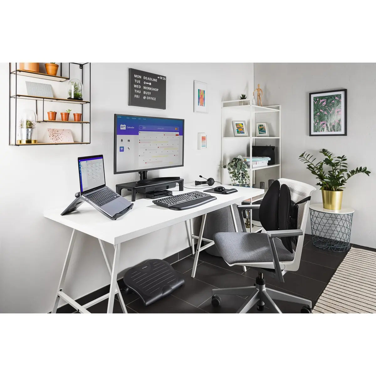 Подставка для ног Kensington SoleSaver черная Photo 10