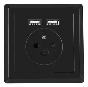 Sienas kontaktligzda LANBERG AC-WS01-USB2-E-B — Type E barošanas kontaktligzda ar 2× USB-A, 240V 16A, IP20, melna