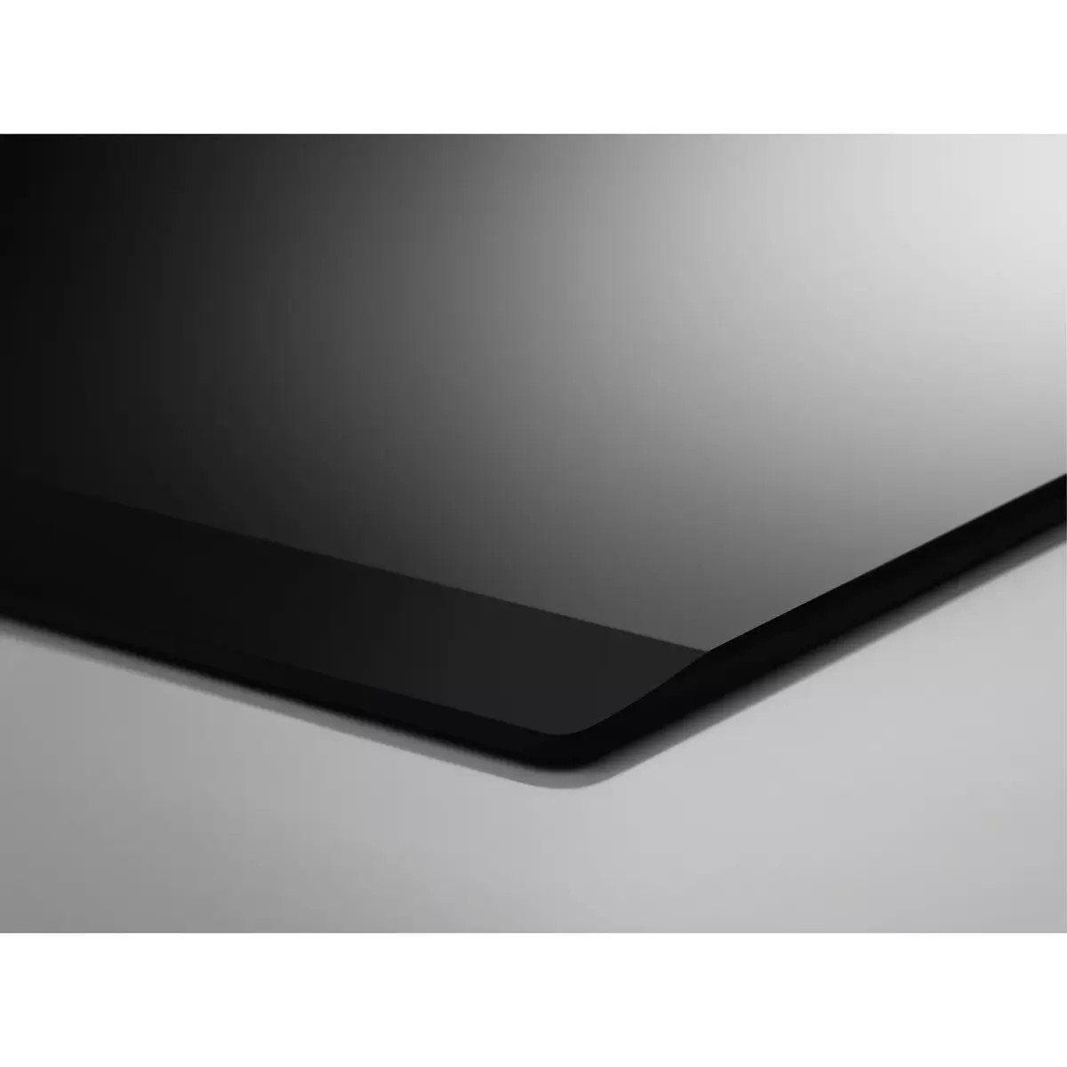 Electrolux EHF6343FOK plīts virsma Photo 6